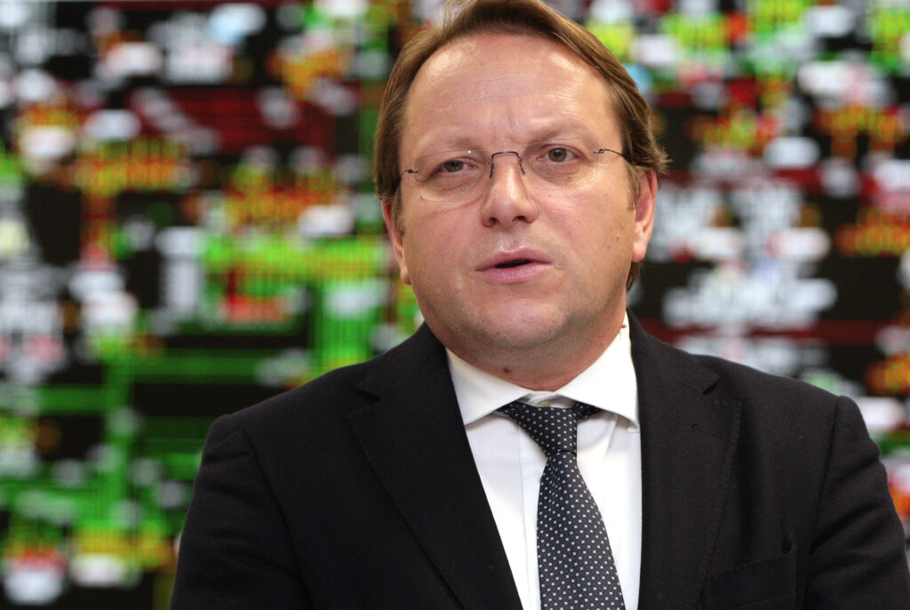 Beograd, 1. decembra 2022 - Izjave ministarke rudarstva i energetike Dubravke Ðedoviæ i Evropskog komesara za proirenje Olivera Varheljija nakon sastanka tokom posete "Elektromrei Srbije". FOTO TANJUG/SAVA RADOVANOVIÆ/ bs