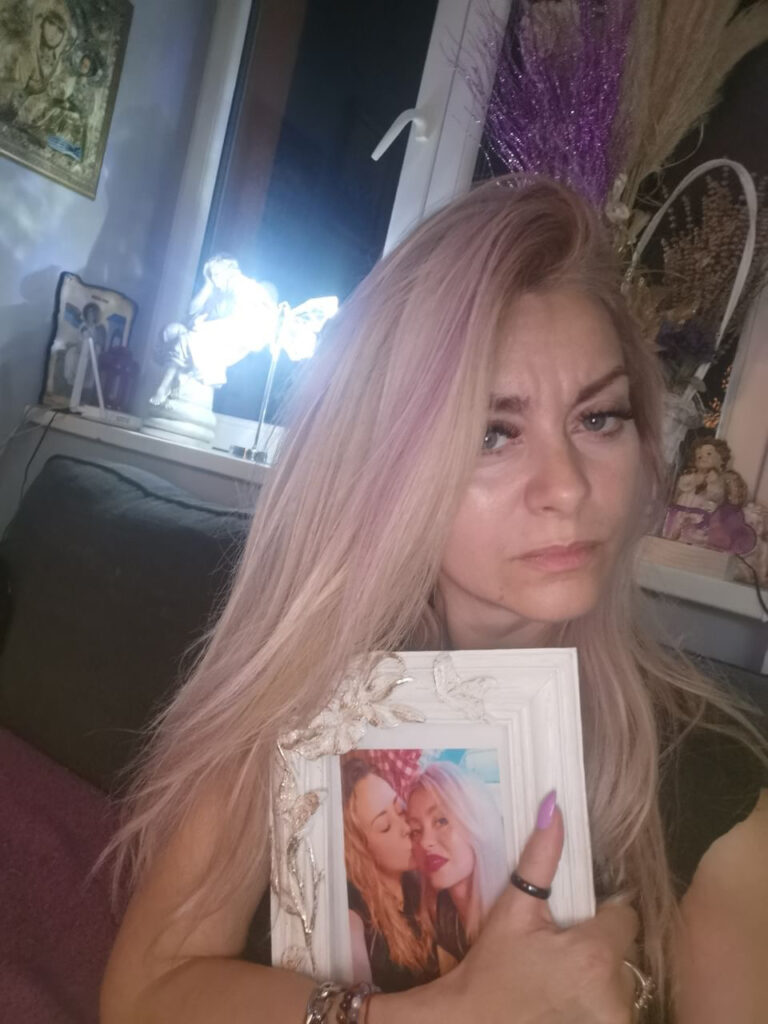 Stefana Đurović, Stefana Djurović, nastradala, poginula u nesreći kod Kraljeva, Kraljevo, ispovest majke Foto: Privatna arhiva
Fotografije prosledio Jovan Mladenović uz komentar da ne treba blurovati fotografije