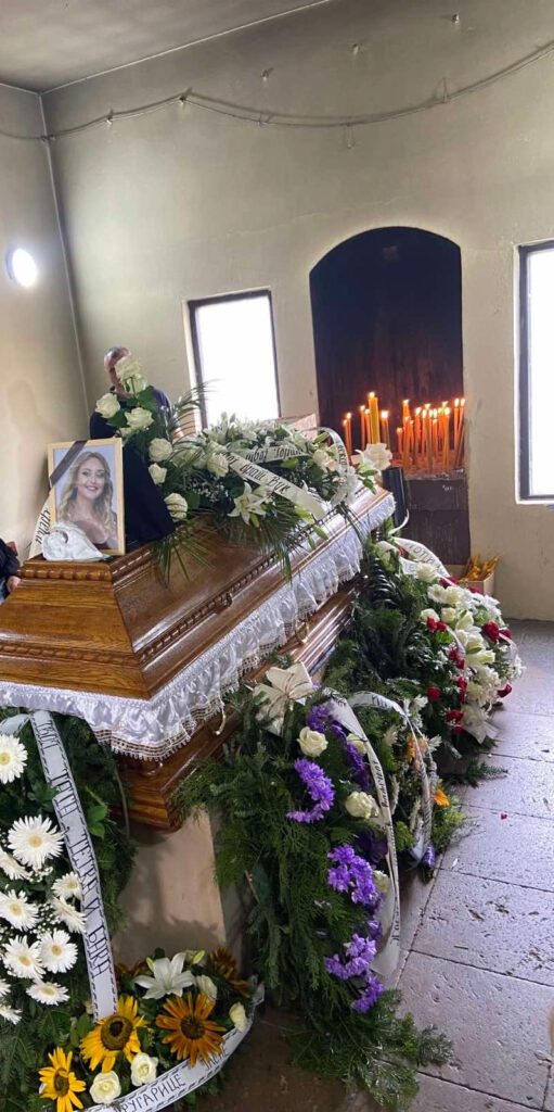 Stefana Đurović, Stefana Djurović, nastradala, poginula u nesreći kod Kraljeva, Kraljevo, ispovest majke Foto: Privatna arhiva
Fotografije prosledio Jovan Mladenović uz komentar da ne treba blurovati fotografije