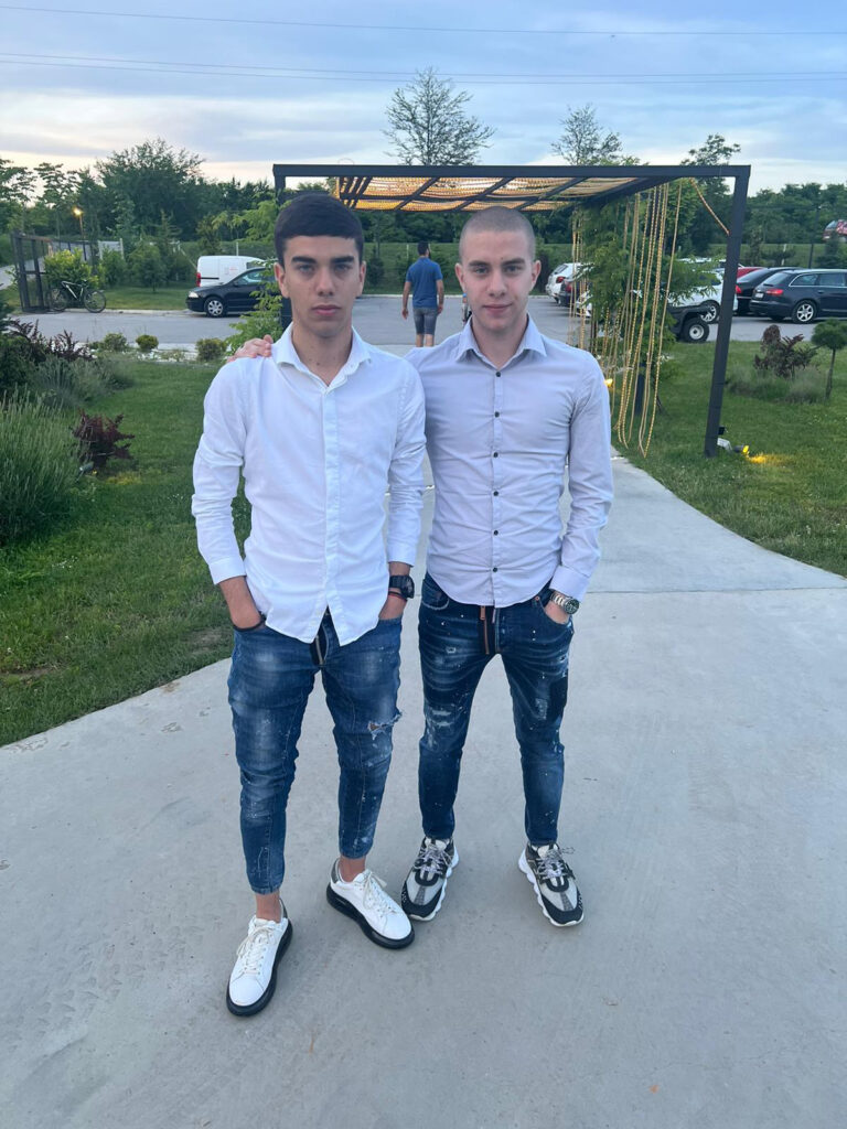 Stefana Đurović, Stefana Djurović, nastradala, poginula u nesreći kod Kraljeva, Kraljevo, ispovest majke Foto: Privatna arhiva
Fotografije prosledio Jovan Mladenović uz komentar da ne treba blurovati fotografije