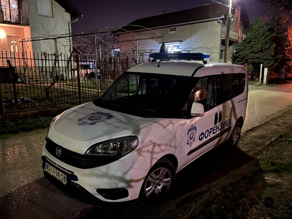 Novi Sad, ubistvo, samoubistvo, deca, Petrovaradin, kuća, forenzika, policija, uviđaj Foto: Nova.rs