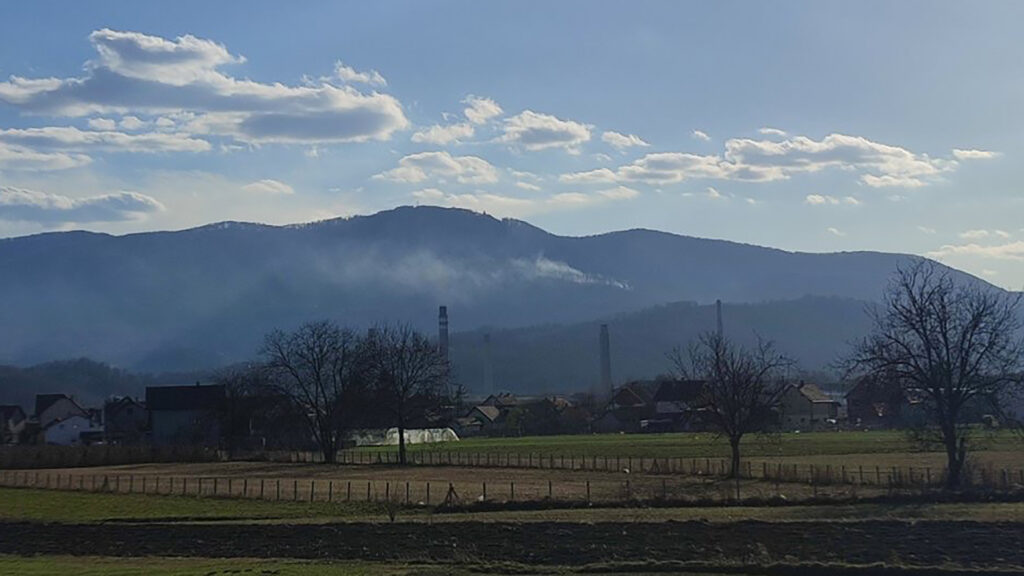 Autor andjelija mladenovic pozar u loznici
External poslao jovan mladenovic