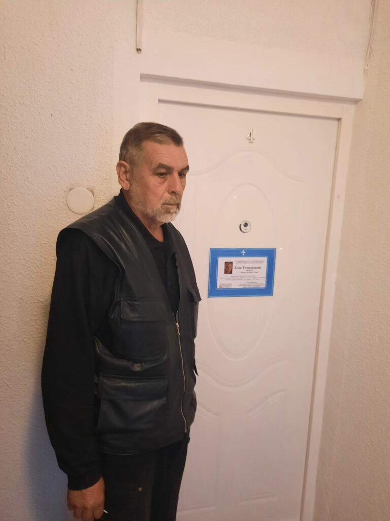 Radiša TOMAŠEVIĆ Porodica Tomašević iz sela Zablaće, nadomak Čačka tužila je kragujevački Klinički centar zbog, kako tvrde, nesavesnog lečenja Lele Tomašević koja je preminula u toj zdravstvenoj ustanovi 5. avgusta 2023. godine.