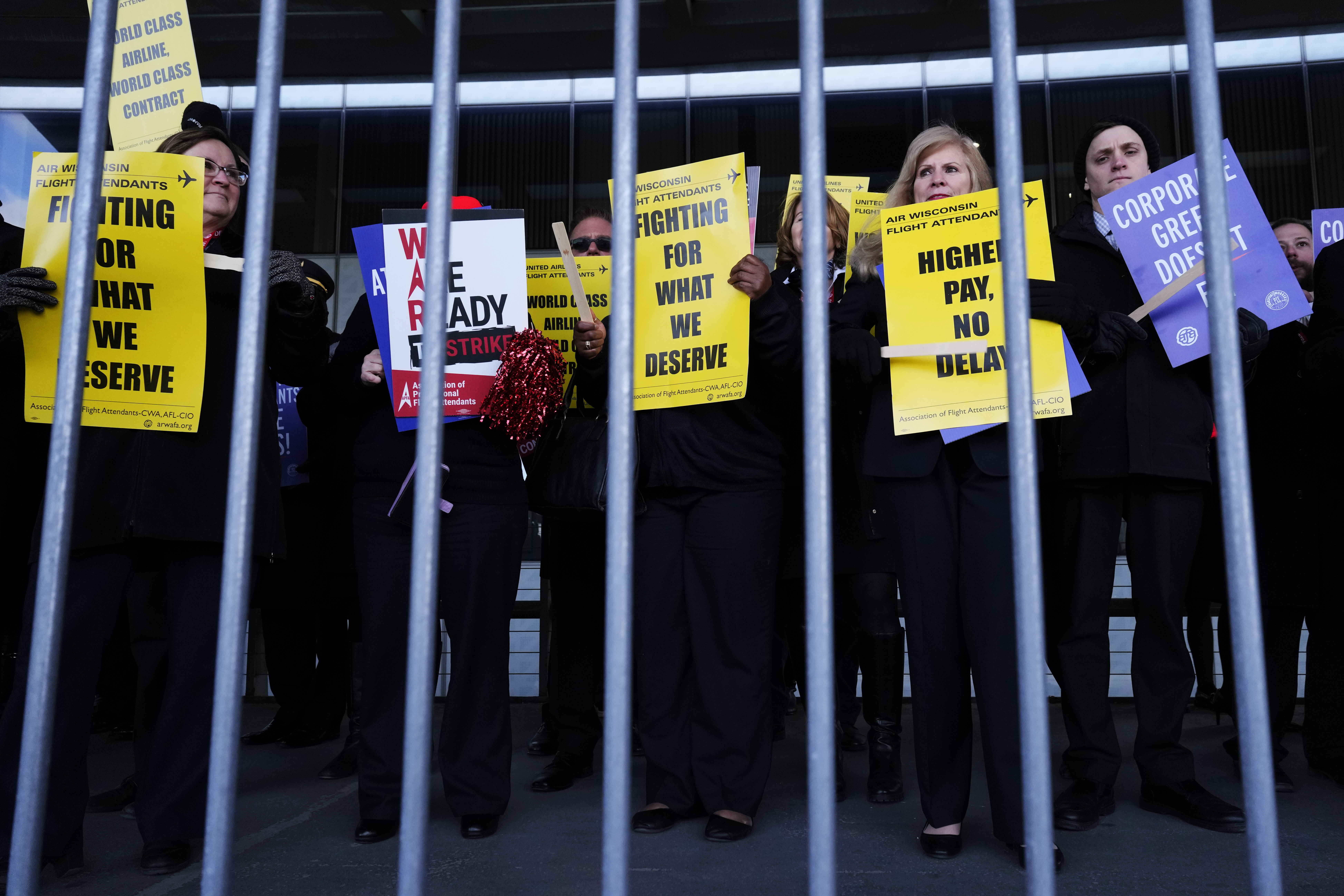 Flight Attendant Protest Illinois