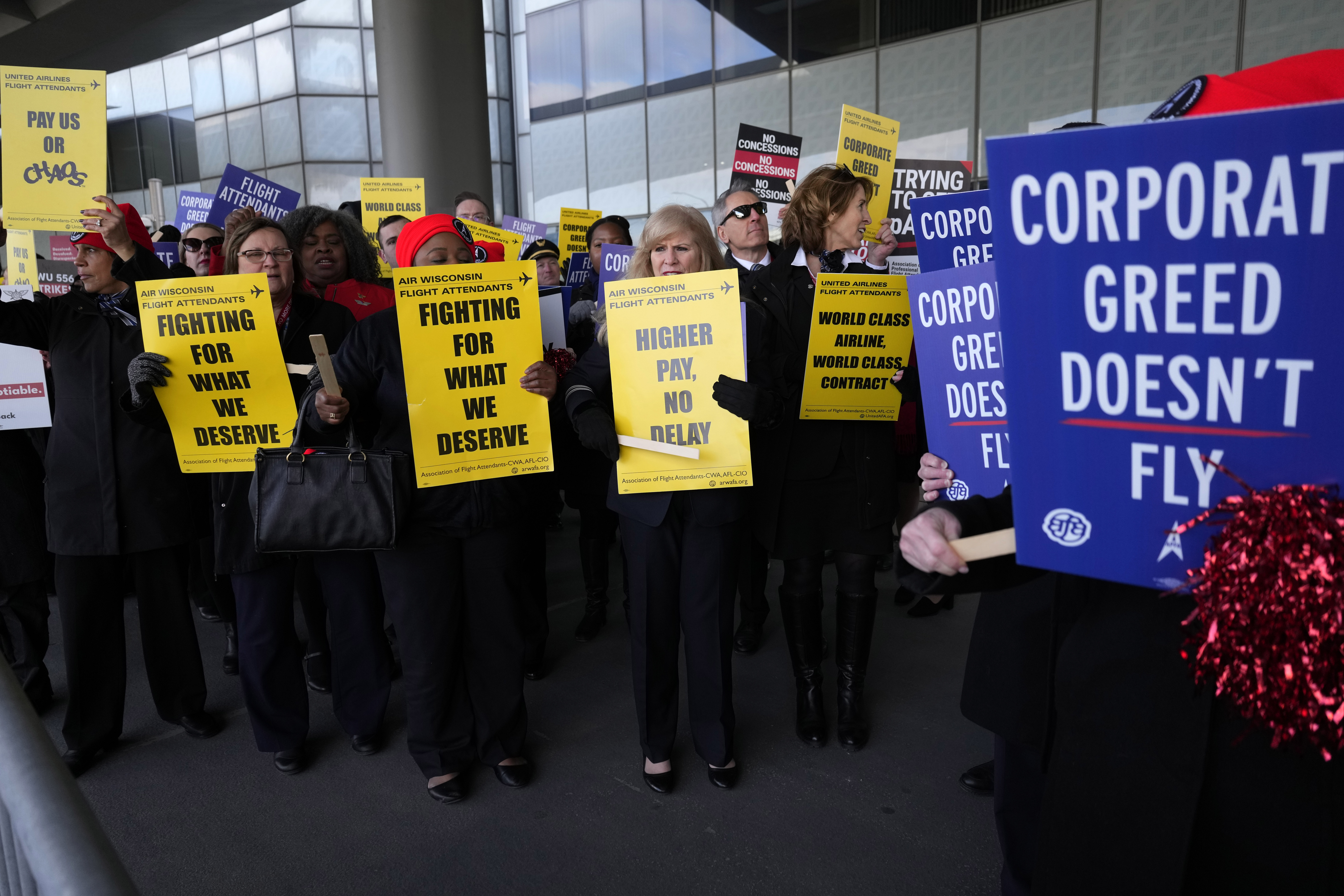 Flight Attendant Protest Illinois