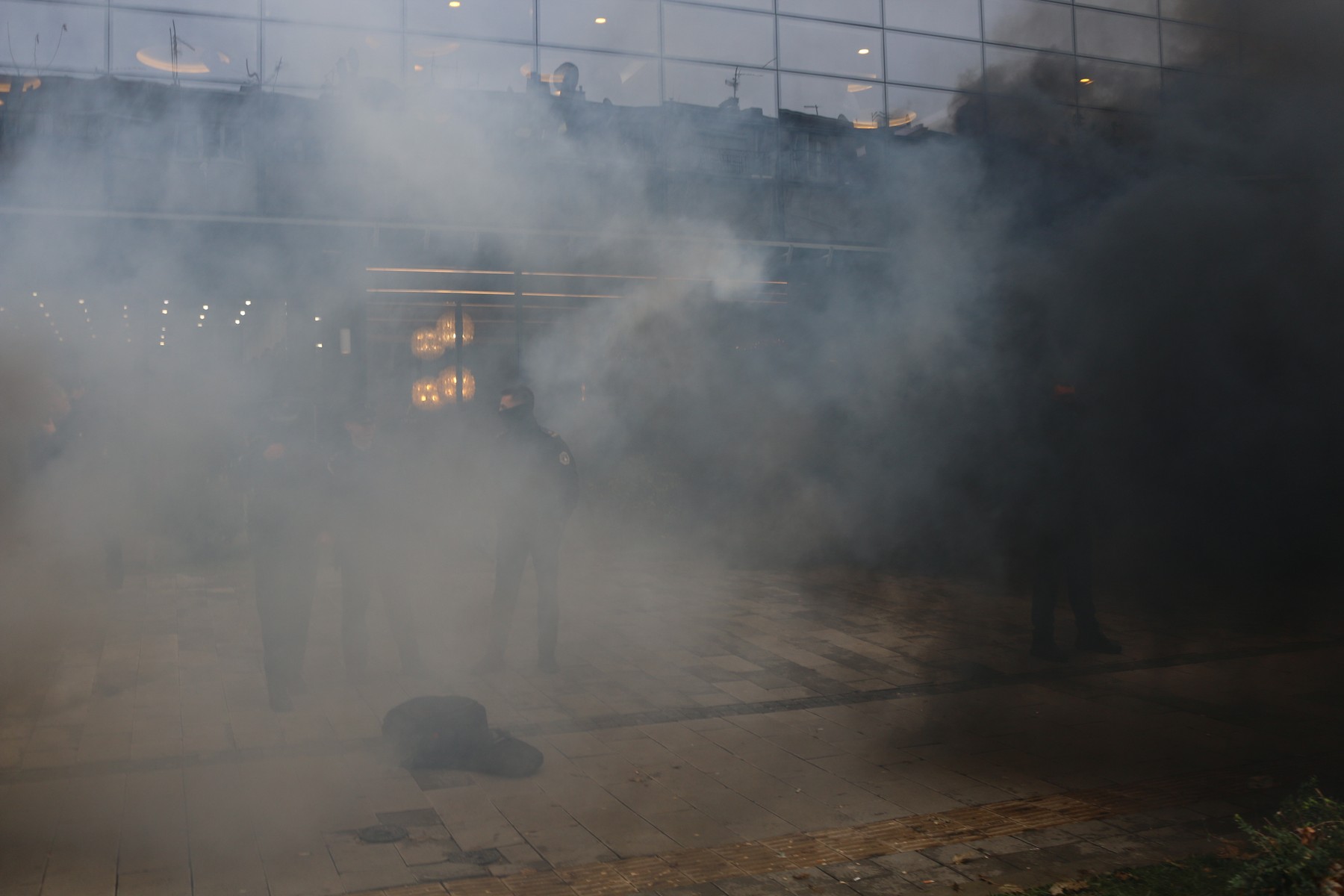 Protest against senior war crimes court official in Pristina