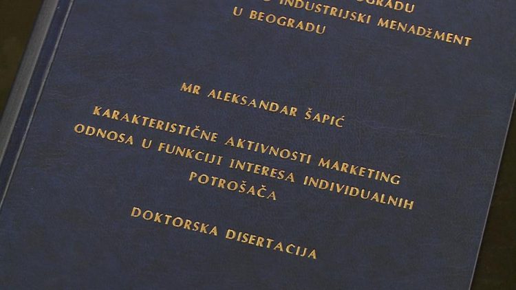 1712920042-doktorat-16594-750x422.jpeg
