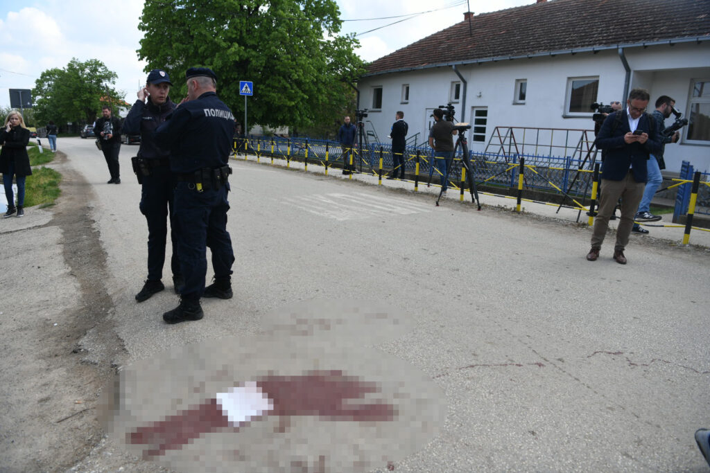 Dubona, 05.05.2022. Mladenovac, masovno ubistvo, pucnjava. Pucnjava u okolini Mladenovca, ima žrtava i ranjenih. Pucnjava, ubistvo, hronika Foto: Vesna Lalić/Nova.rs