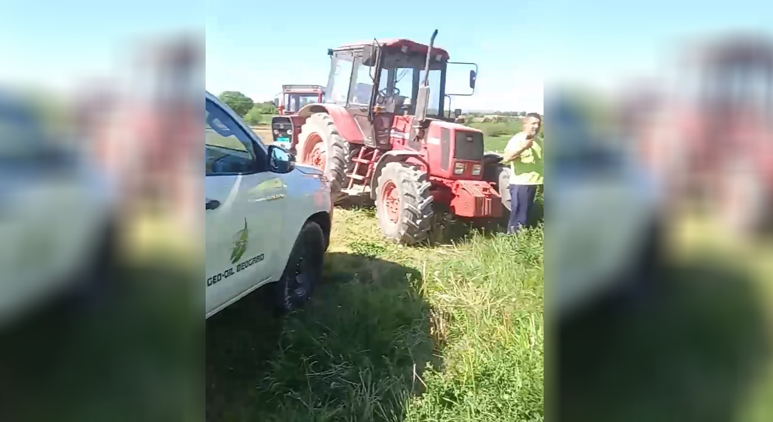 Meštani Jadra traktorima opkolili vozilo: „Rade za Behtel i Rio Tinto“ (VIDEO)
