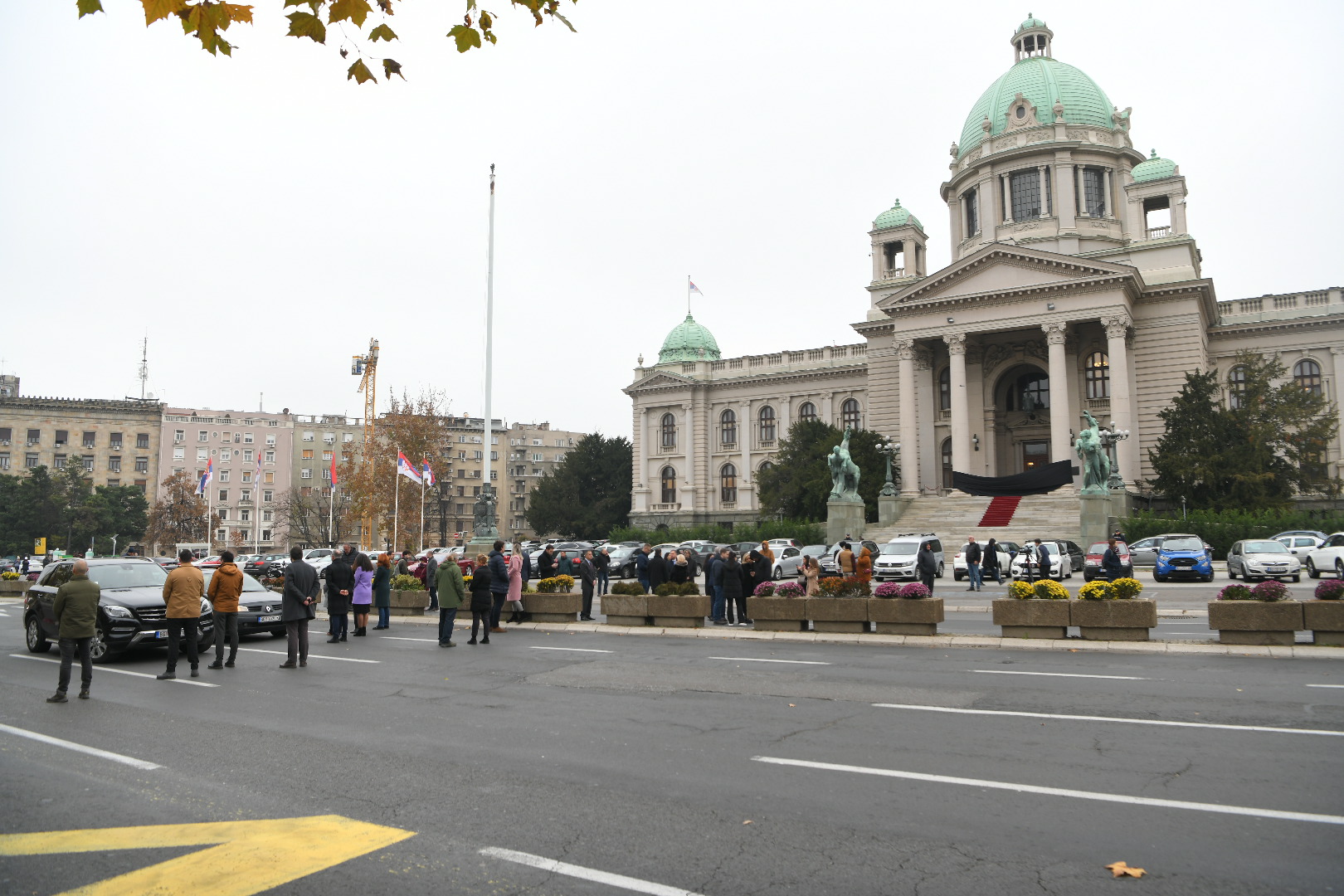 Beograd, 15.11.2024. Skupština, 14 minuta ćutanja za 14 žrtava pada nadstrešnice u Novom Sadu u 11:52, Foto: Amir Hamzagić/Nova.rs