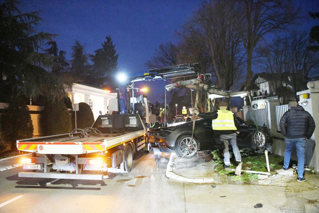 Beograd 06. mart 2223. Saobraćajna nesreća u Užičkoj ulici u kojoj je učestvovao Nikola Petrović kum Aleksandra Vučića Foto:Vesna Lalić/Nova.rs