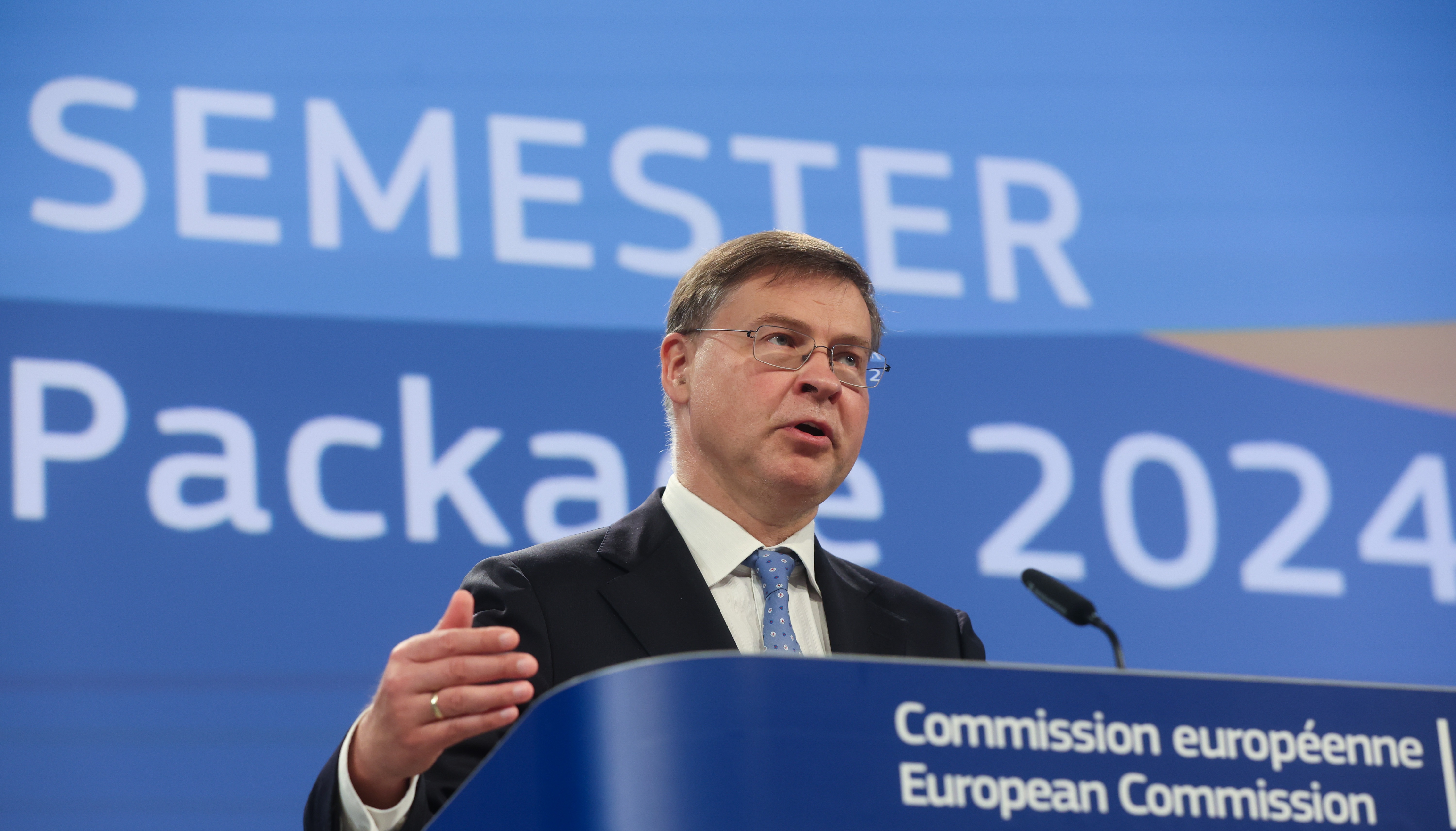 EU Commission opens excessive deficit procedures for seven member states