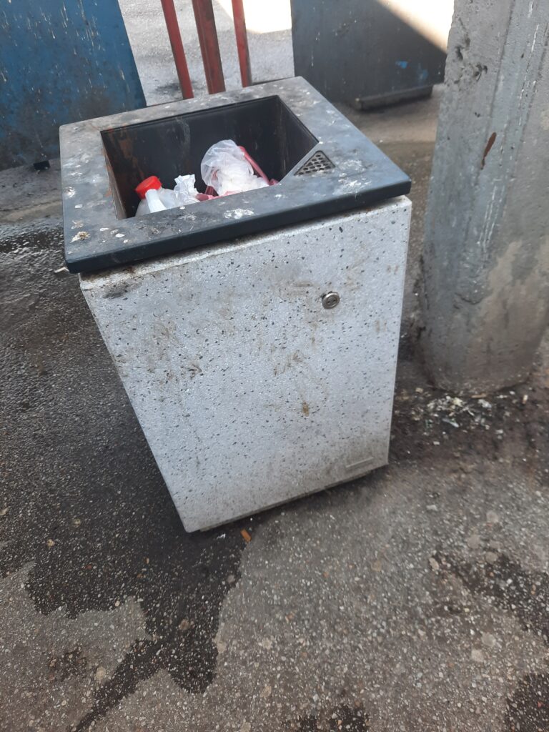 Kraljevo, autobuska stanica. Apokaliptične slike kraljevačke autobuske stanice