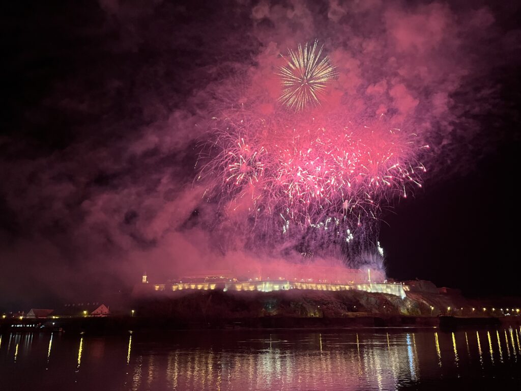 Novi Sad, 15.02.2034. Sretenje, Dan državnosti, vatromet  Foto: Nenad Mihajlović/Nova.rs