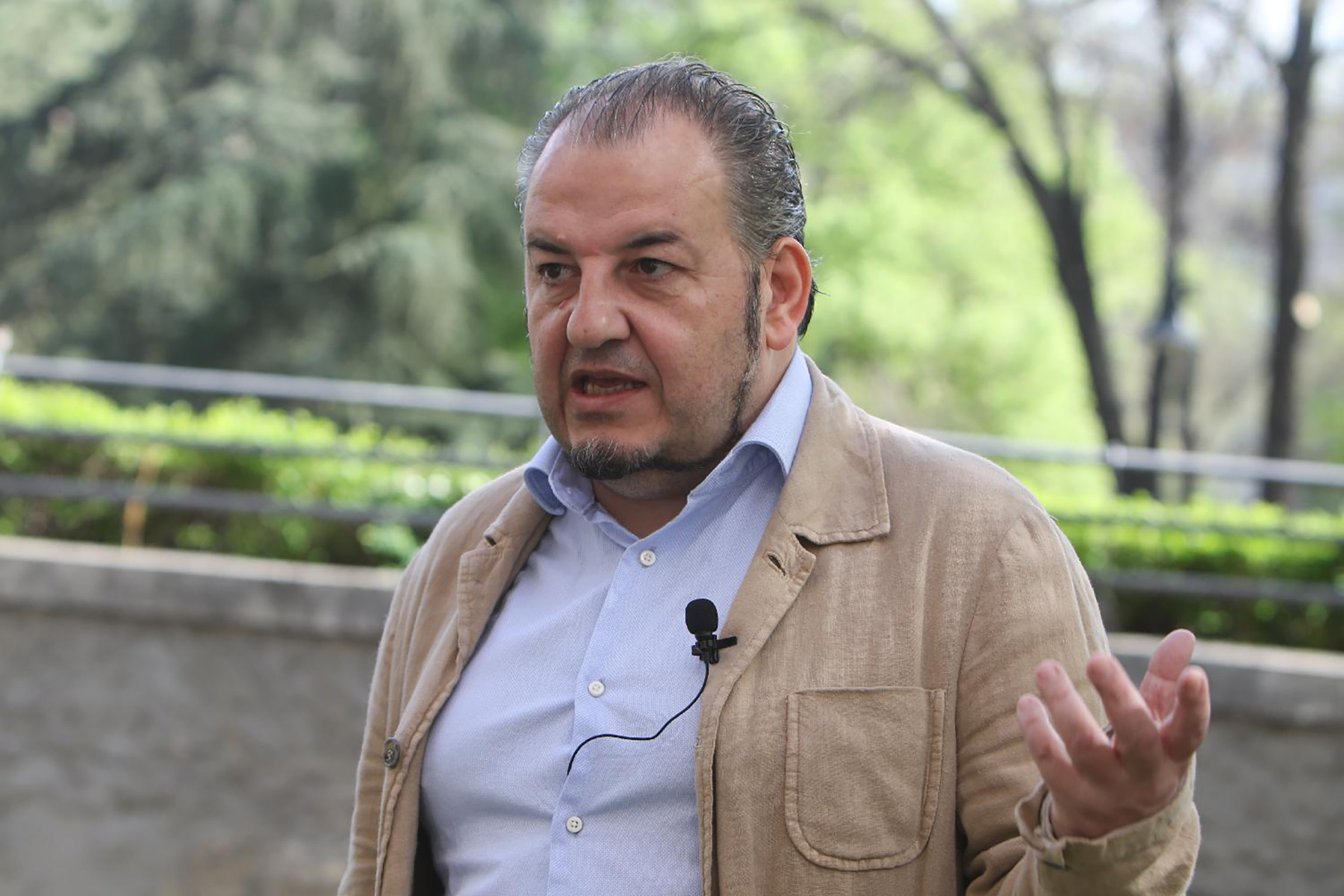 Mesto: BEOGRAD
Datum: Sun Apr 07 11:42:11 CEST 2024
Dogadjaj: EVROSERVIS/KVAKA 23 - izjava FoNetu profesora Pravnog fakulteta Miodraga Jovanovića u okviru serijala Kvaka 23
Fotoreporter: Milica Vučković
Ličnosti: Miodrag Jovanović
Izvor: FoNet