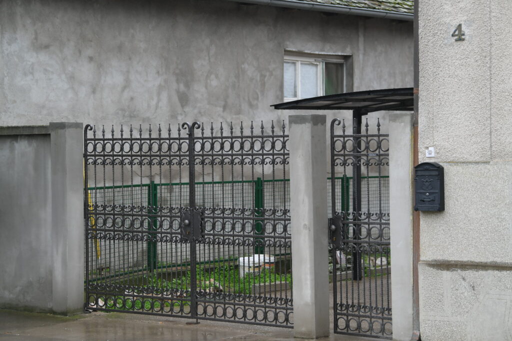 Ruma 07.03.2024. Zoran O. ubijen u Rumi, svojevremeni vlasnik kafića Flojd, ubijen je u porodičnoj kućiu Rumi, hronika, ubistvo Foto: Amir Hamzagić/Nova.rs