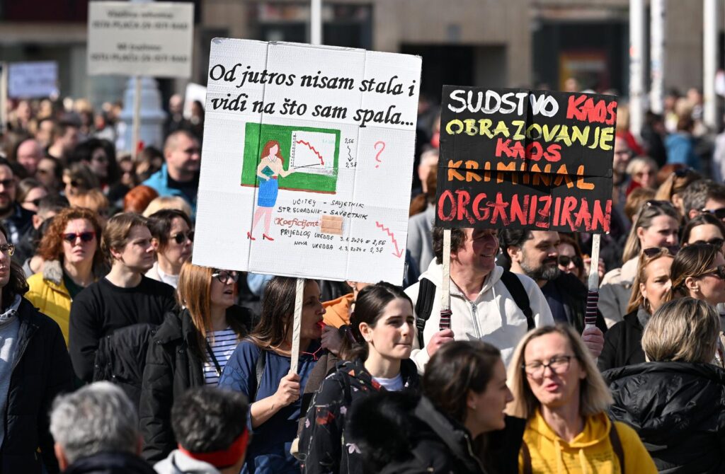 02.03.2024., Zagreb - Skolski sindikat Preporod odrzao je prosvjed pod nazivom Mijenjajte koeficijente.  Photo: Marko Lukunic/PIXSELL