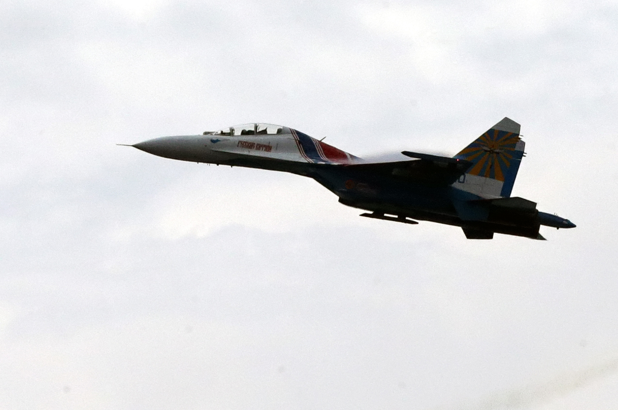 Su-27, US spy plane intercepted by Russian jet