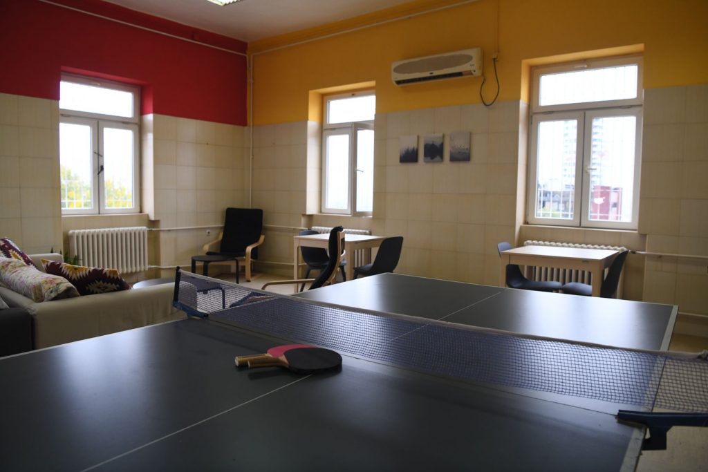 Beograd, 10.11.2020. Laza Lazarević, klinika za psihijatrijske bolesti, soba za rekreaciju, stoni tenis Foto: Goran Srdanov/Nova.rs