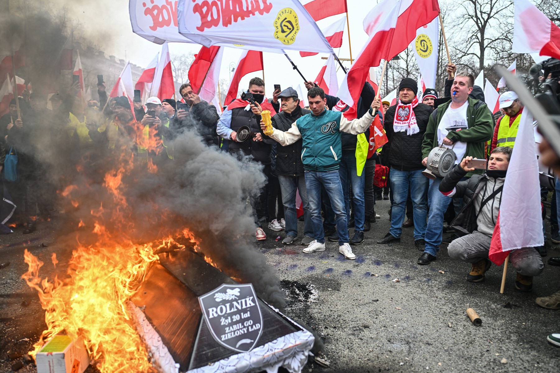 Polish farmers continue to protest against EU agricultural policies