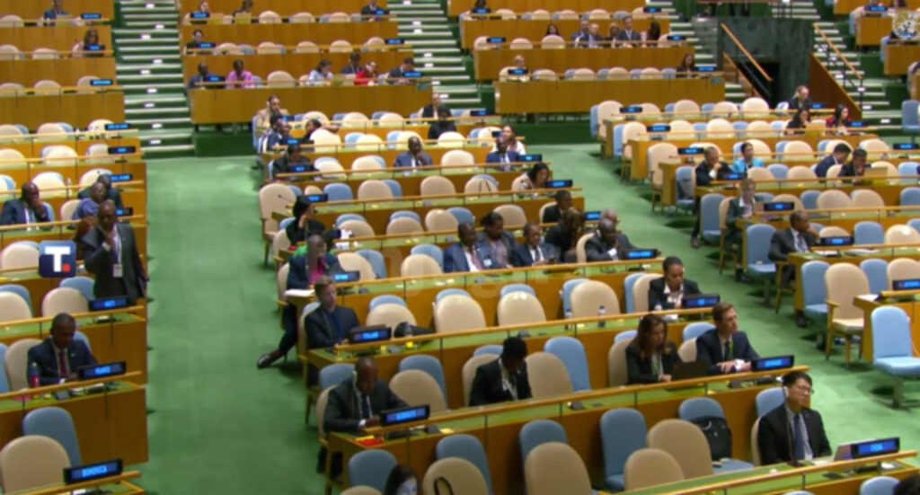 1727252486-prazna-sala-un-vucic-obracanje-1024x551.jpg