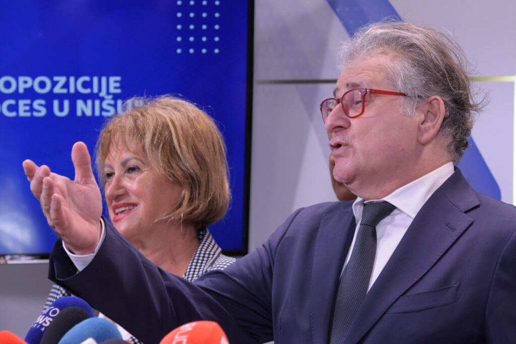 03, July, 2024, Nis - Press conference of  opposition on the election process in Nis. Dragan Milic. Photo: Radule Perisic/ATAImages
03, jul, 2024, Nis - Konferencija za medije niske opozicije o izbornom procesu u Nisu.  Photo: Radule Perisic/ATAImages