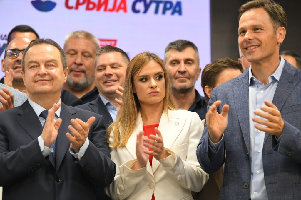 Beograd 02.06.2024. Izborni štab SNS, Srpska napredna stranka, Izbori, jun, lokalni izbori Foto: Amir Hamzagić/Nova.rs