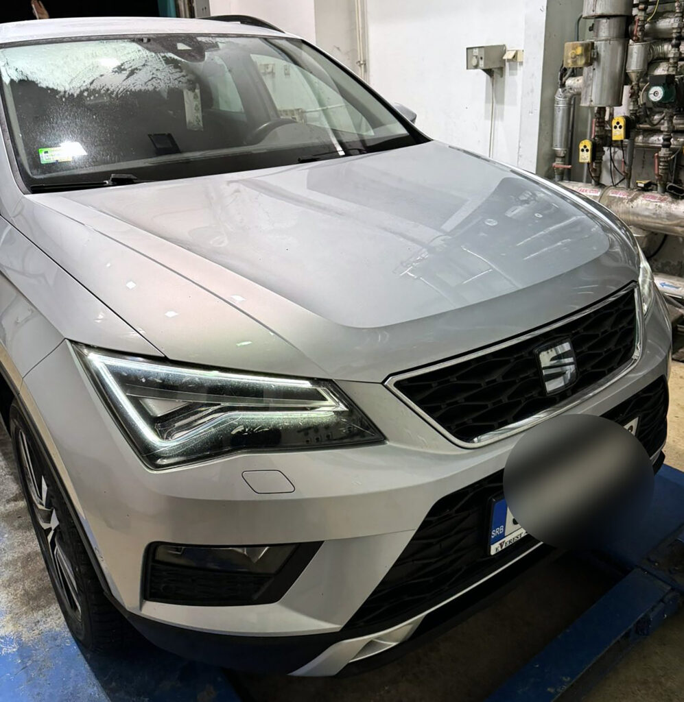 1705575338-jedan-od-oduzetih-automobila-997x1024.jpg