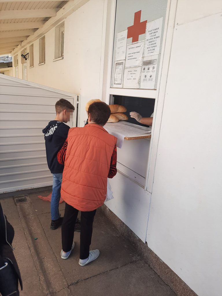 Od šampiona u boksu do korisnika Narodne kuhinje , čačak 07.04.2022 narodna kuhinja korisnici narodne kuhinje