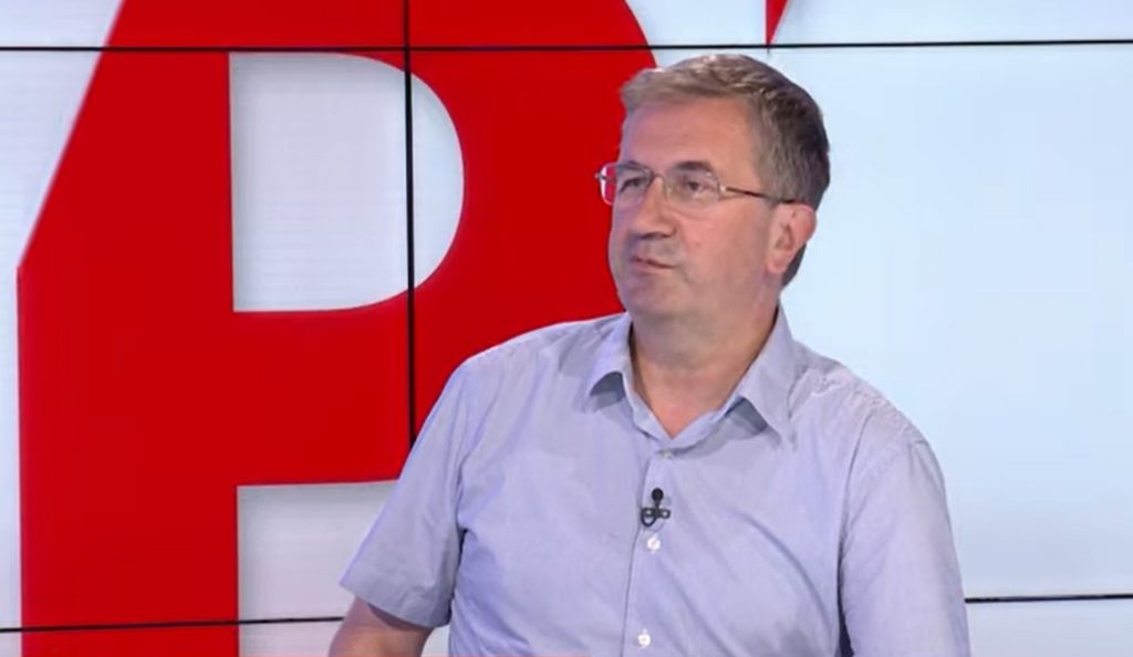 Milojko Arsić
PROFESOR  EKONOMSKOG FAKULTETA