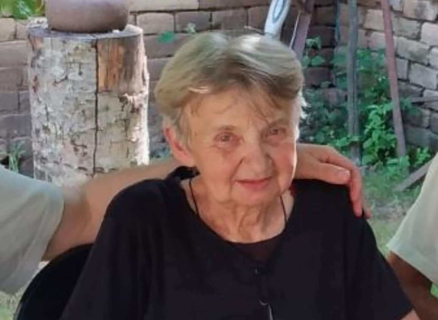 Grozdana krenula na groblje i od tad joj se gubi svaki trag: "Nosi crninu, izgubila je sina nedavno"