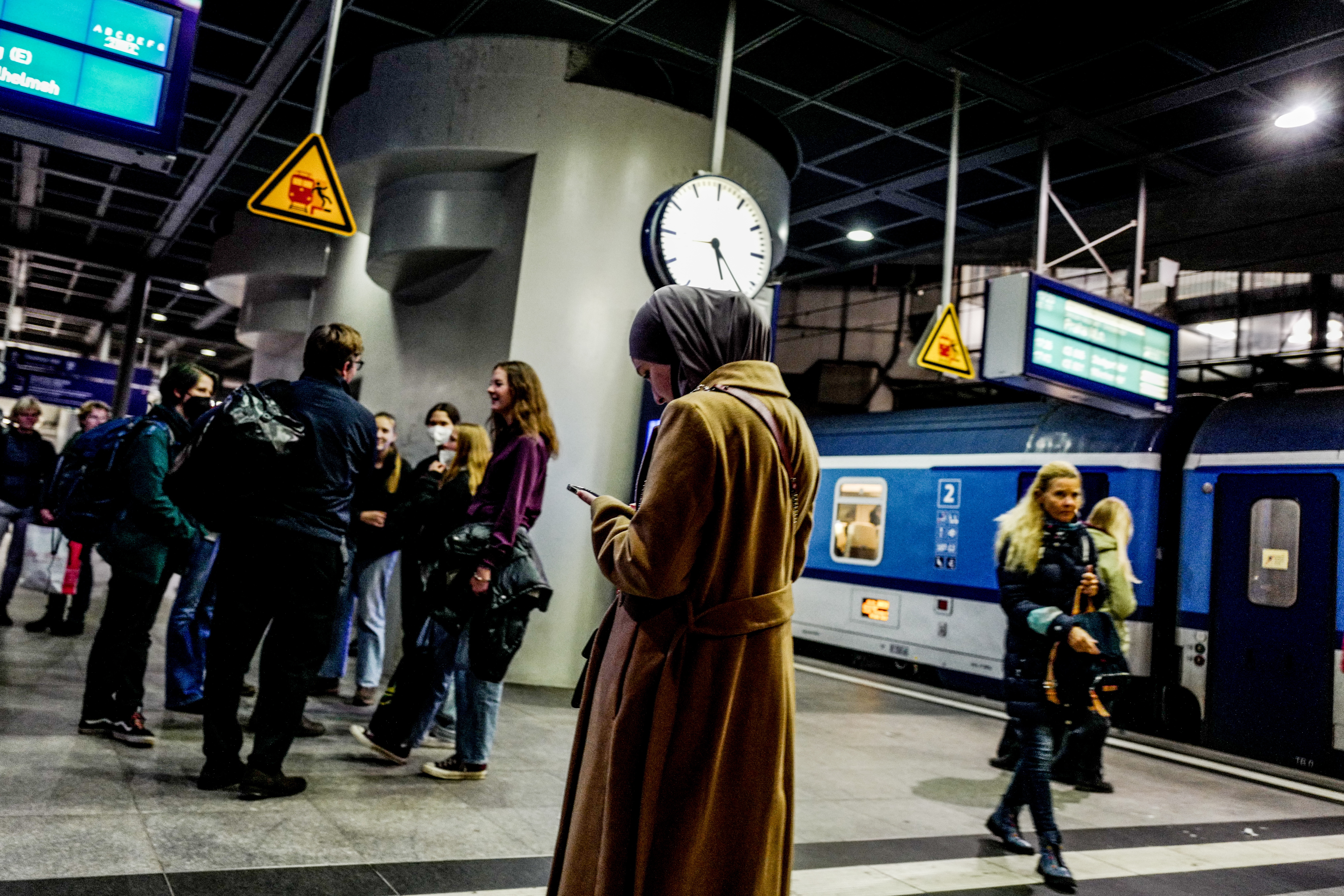 Germany €49 travel ticket - transport tariff reform