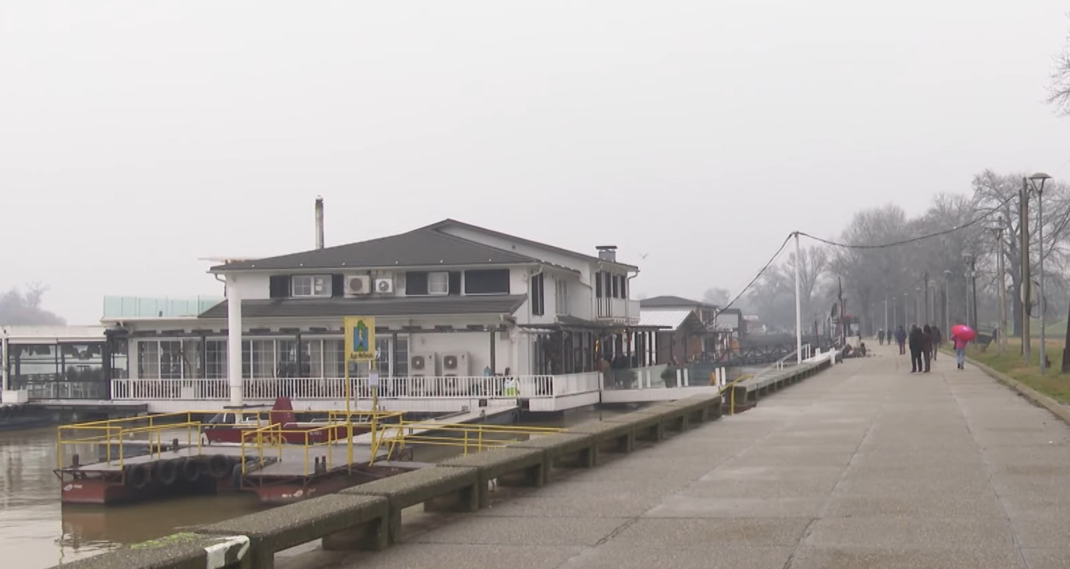 TEMA SPLAVOVI
Splav Cunami otplovio niz Savu, pod nerazjašnjenim okolnostima