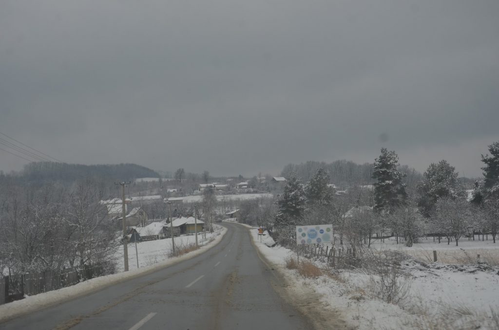 selo, sneg, divčibare, planina, zima, vreme