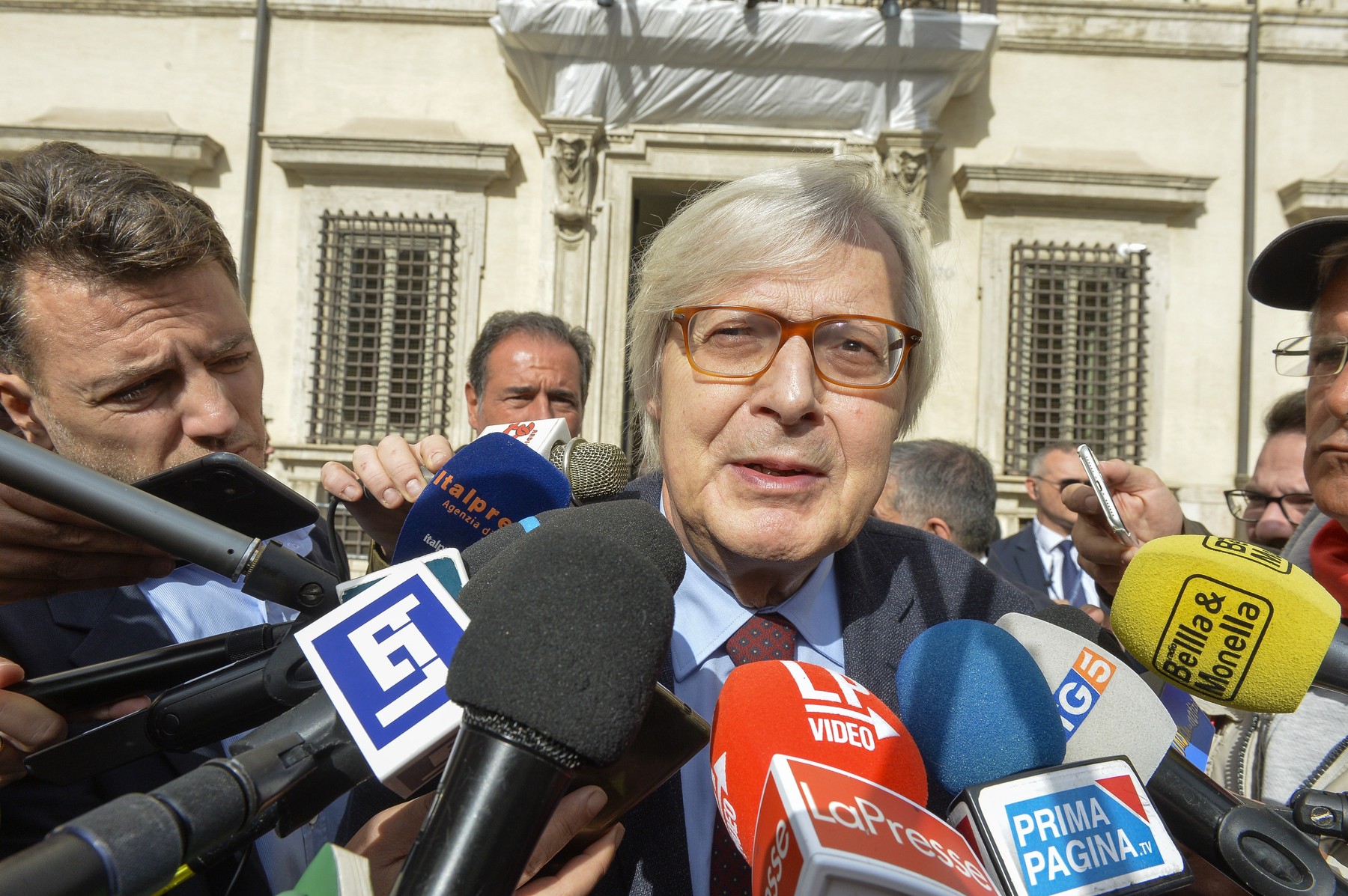 Italian Culture Undersecretary Vittorio Sgarbi is suspected of illegally possessing a historical painting - La Cattura di San Pietro  - by Rutilio Manetti (1771 - 1639)