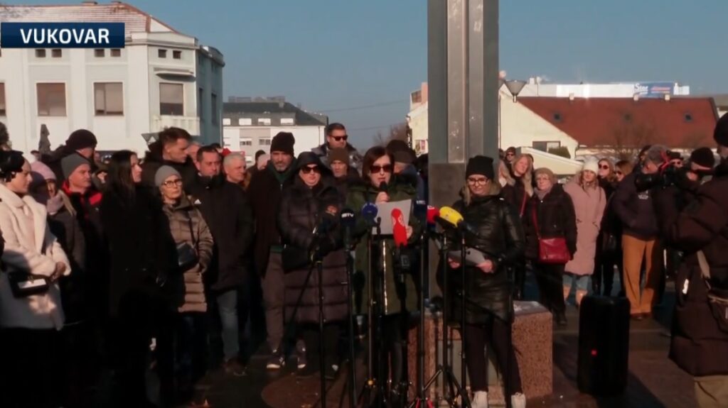 Vukovar protest roditelja pretucene dece