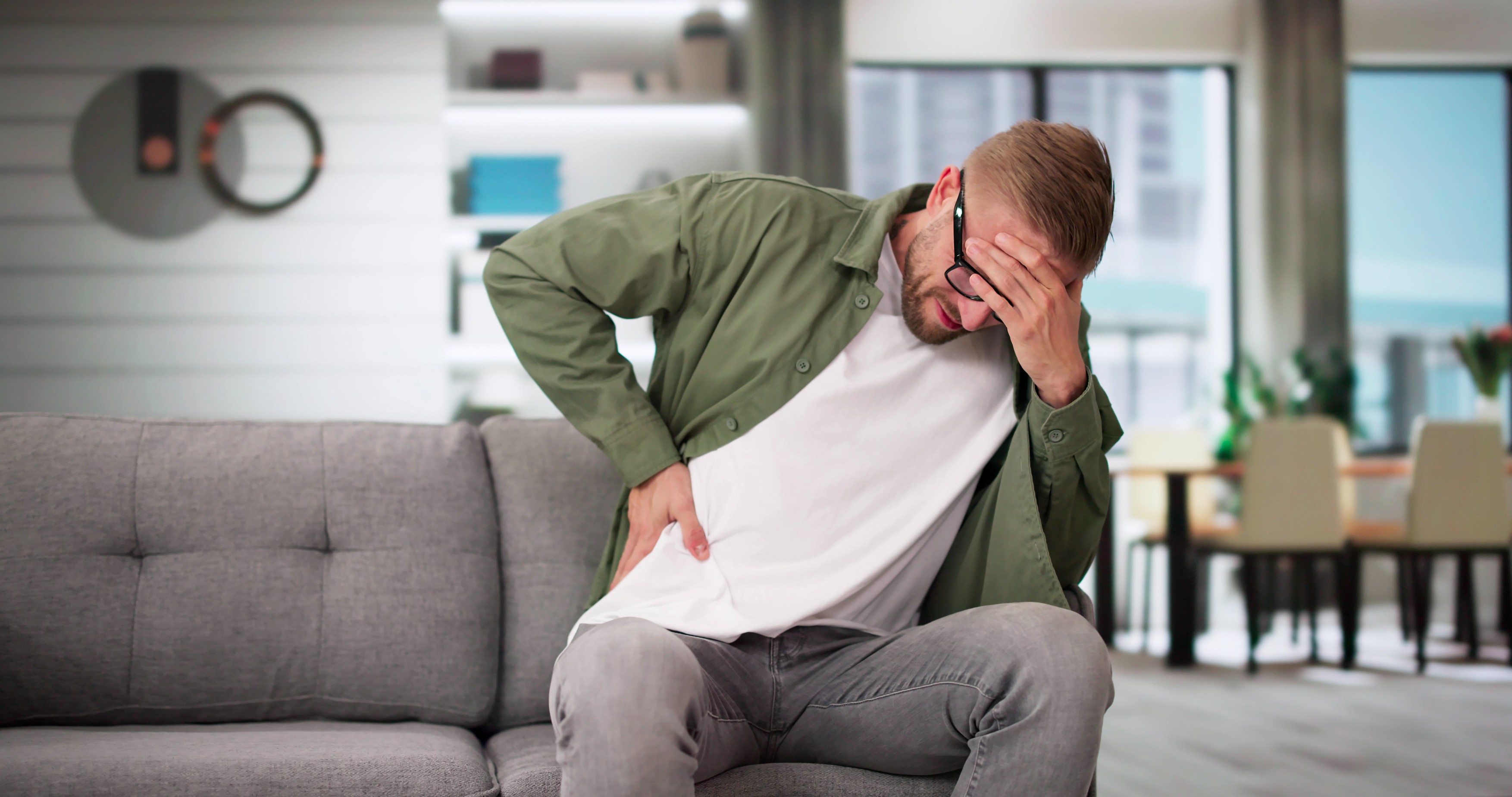 Abdominal Liver Pain And Cramp From Alcohol Consumption,Image: 922671870, License: Royalty-free, Restrictions: , Model Release: yes, Credit line: Andriy Popov / Panthermedia / Profimedia