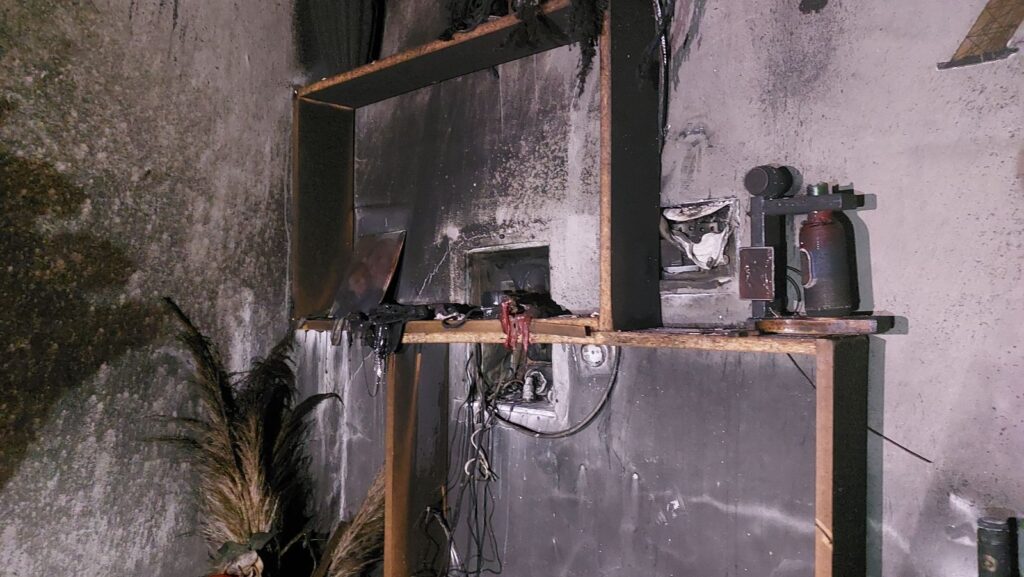 Zaječar, požar, devetočlana porodica, izgorela kuća, potrebna pomoć Foto: Miljko Stojanović