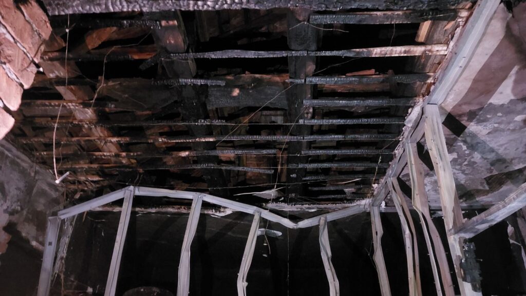 Zaječar, požar, devetočlana porodica, izgorela kuća, potrebna pomoć Foto: Miljko Stojanović