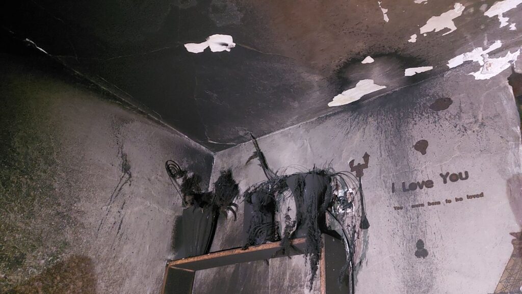 Zaječar, požar, devetočlana porodica, izgorela kuća, potrebna pomoć Foto: Miljko Stojanović