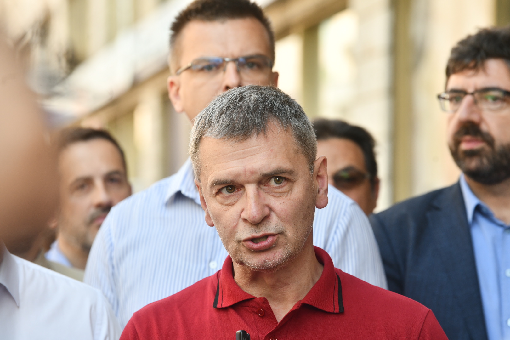 Beograd 30.05.2024. Protest ispred redakcije Srpskog telegrafa, zbog napada na novinara Vuka Cvijića Foto: Vesna Lalić/Nova.rs