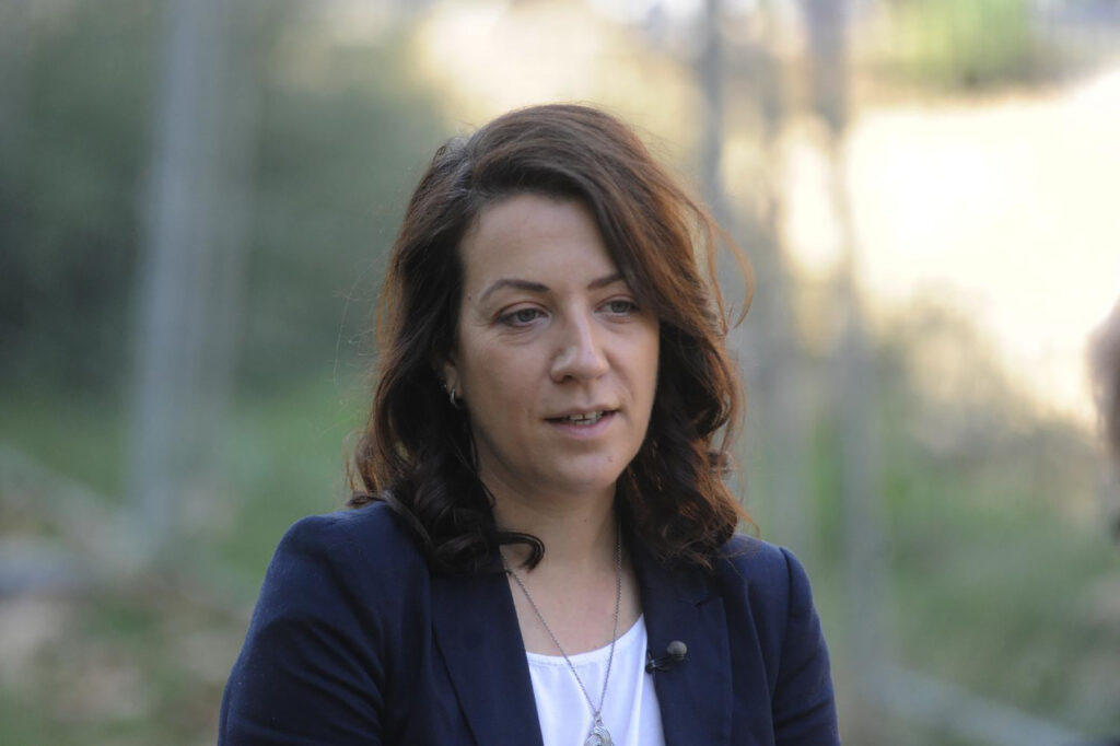 Mesto: BEOGRAD
Datum: 2023-10-08 12:20:23.0
Dogadjaj: EVROSERVIS/KVAKA 23 - izjava FoNetu Jelene Jerinić iz Zeleno-levog fronta u okviru serijala Kvaka 23
Fotoreporter: Ana Paunković
Ličnosti: Jelena Jerinić
Izvor: FoNet