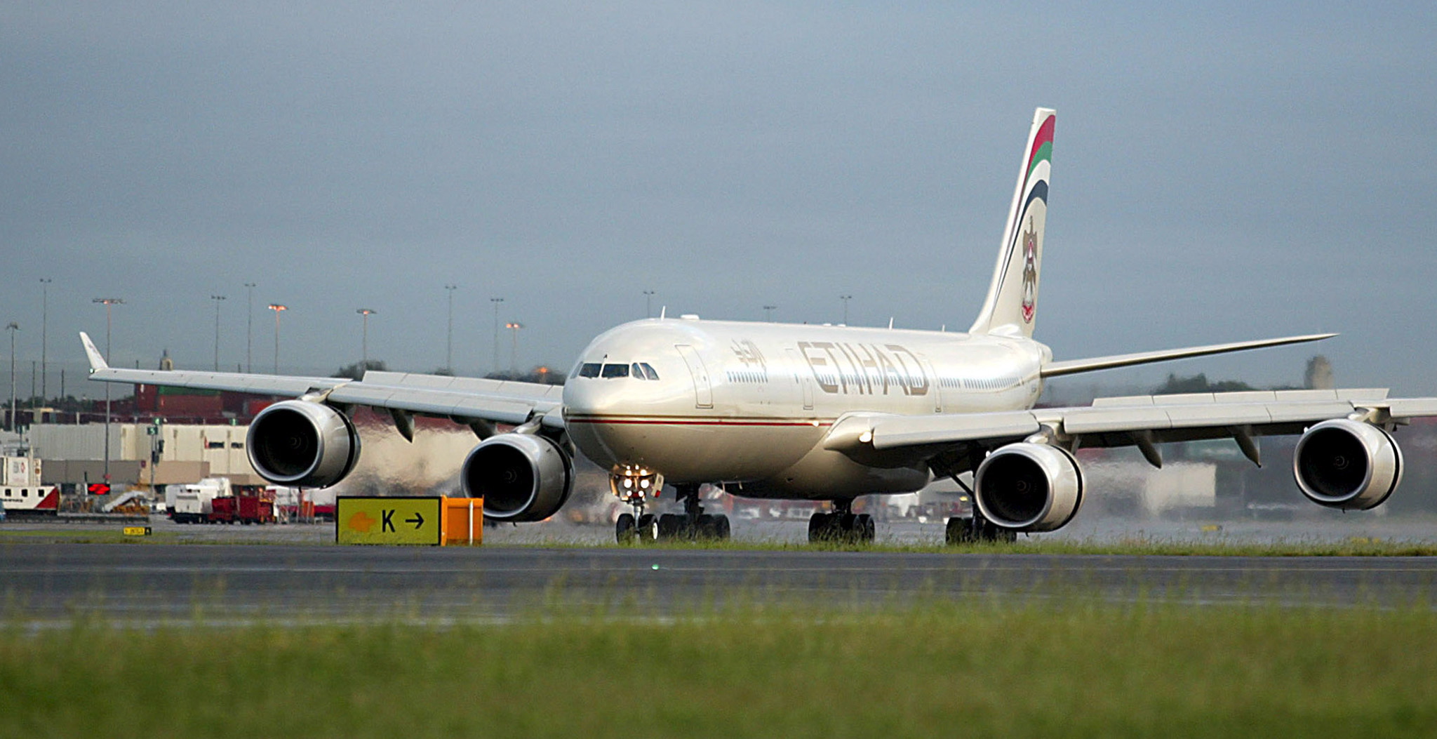 Etihad Airways plane in Sydney
