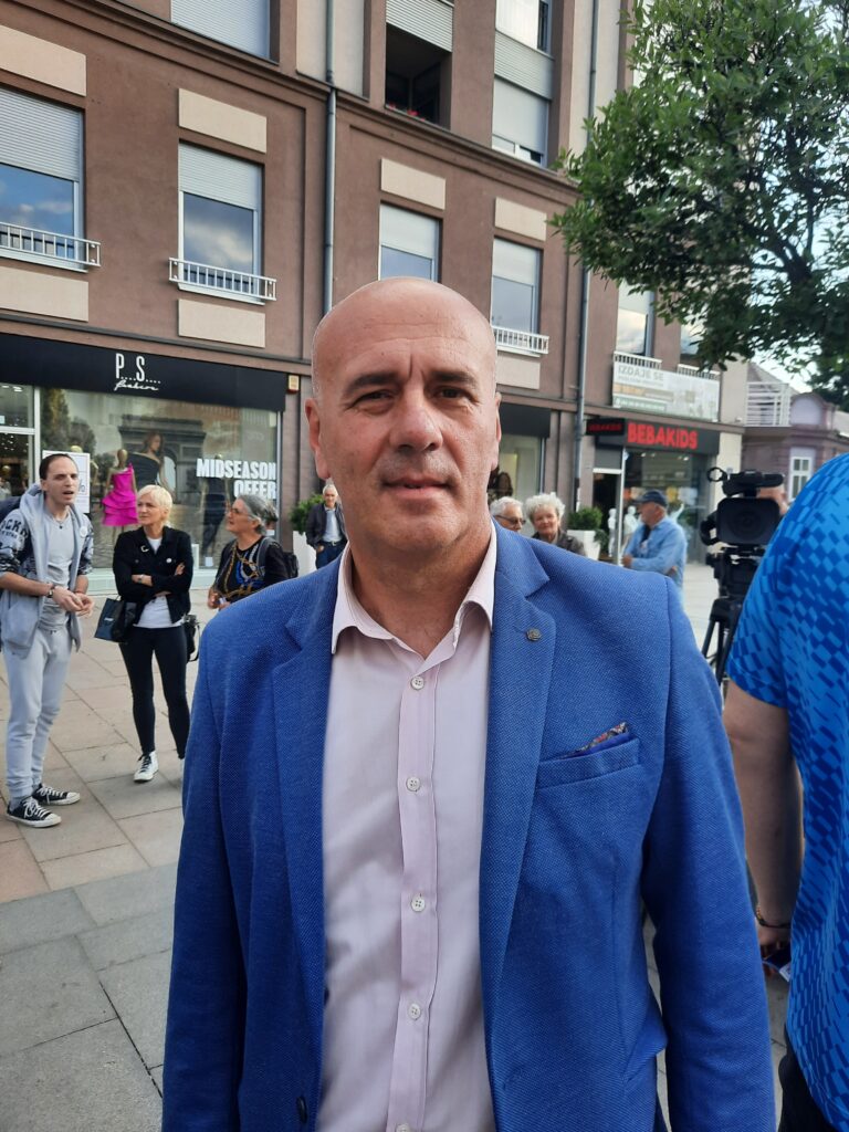 čačak, Docent dr Duško Brković, nosilac liste "Čačak protiv nasilja" opozicija