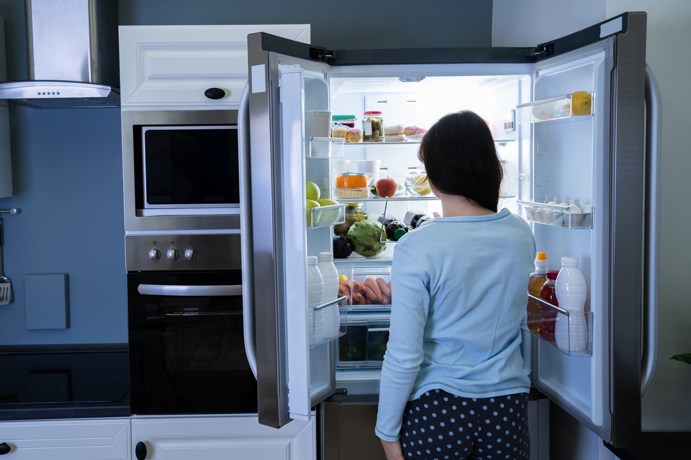Hungry Woman At Night With Open Fridge,Image: 531512800, License: Royalty-free, Restrictions: , Model Release: yes, Credit line: Andriy Popov / Panthermedia / Profimedia