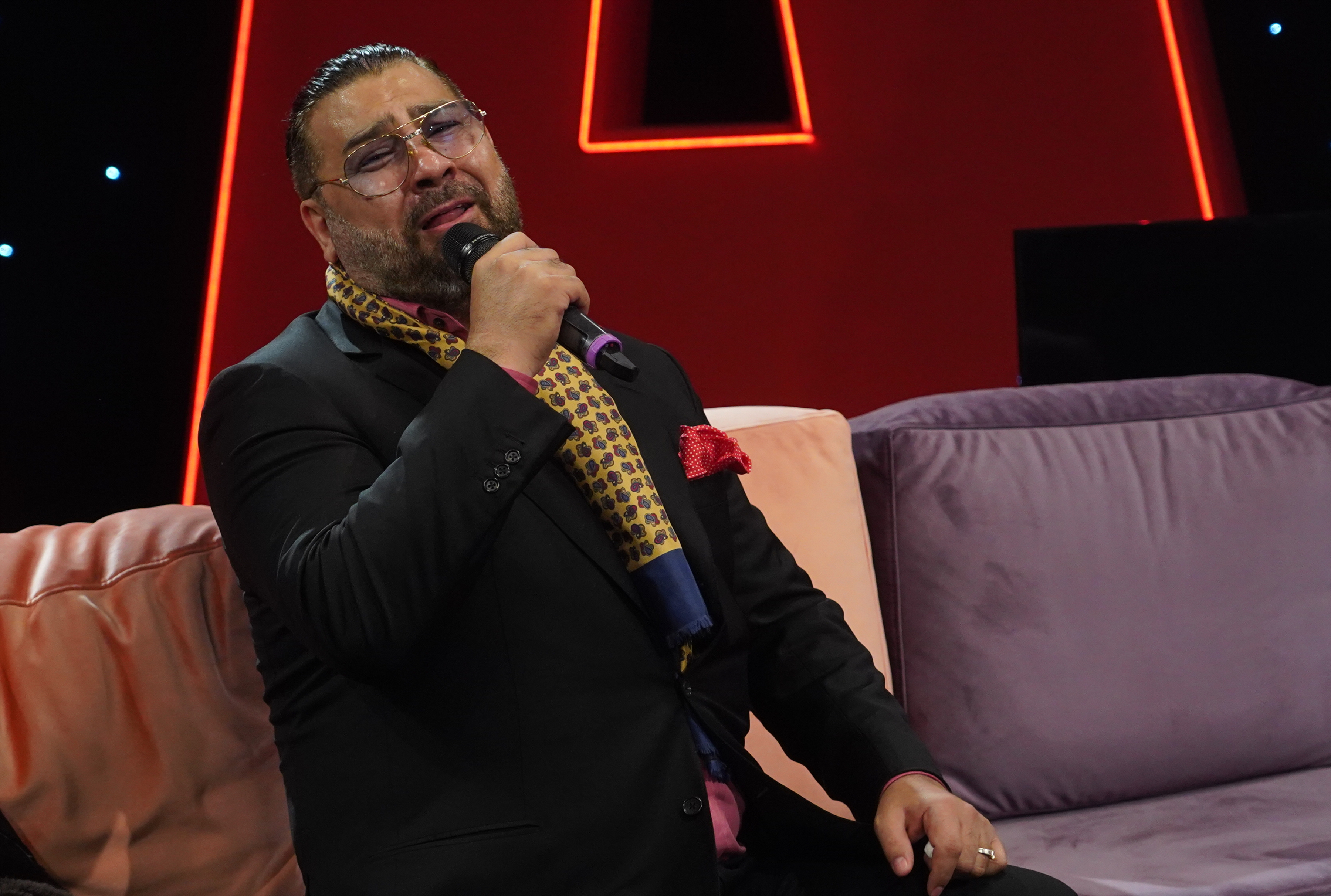 26, December, 2023, Belgrade - Shooting Amig Show on TV Pink in Simanovci. Djovani Bajramovic. Photo: Antonio Ahel/ATAImages.
26, decembar, 2023, Beograd - Snimanje emisije Amigi Show na TV Pink u Simanovcima. . Photo: Antonio Ahel/ATAImages.