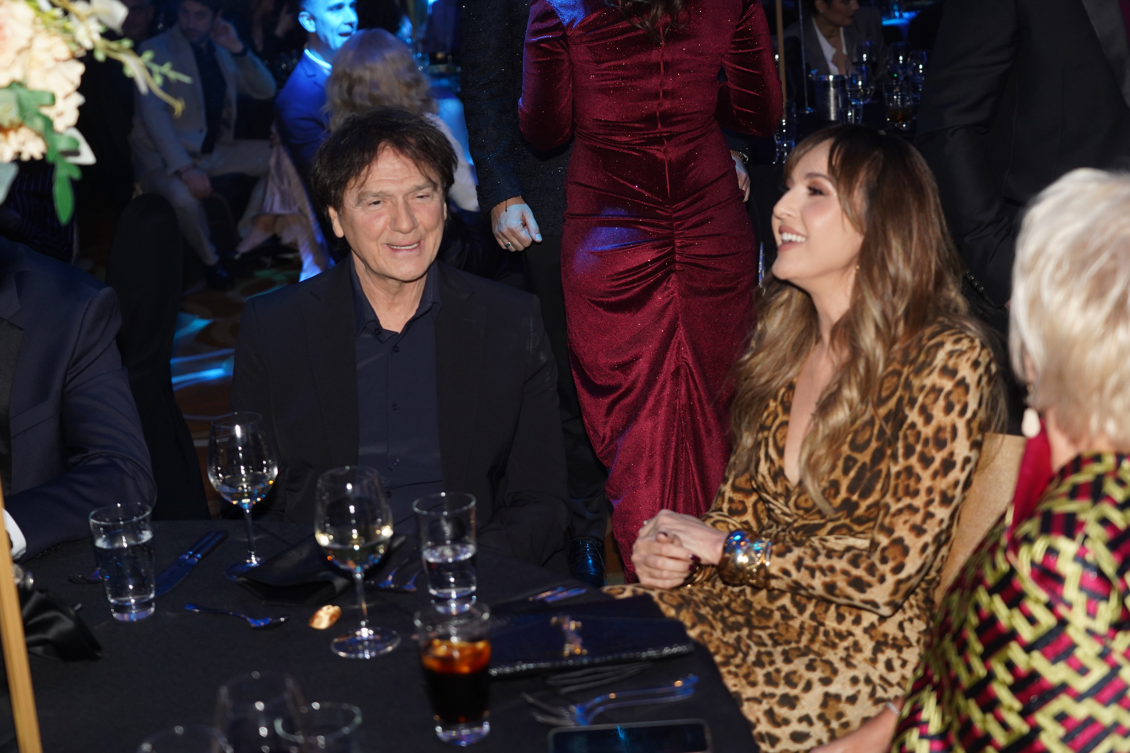 Naxi Radio's 30th birthday celebration was held at the Hyatt Hotel.Proslava 30. rodjendana Naxi radija odrzana je u hotelu Hyatt.