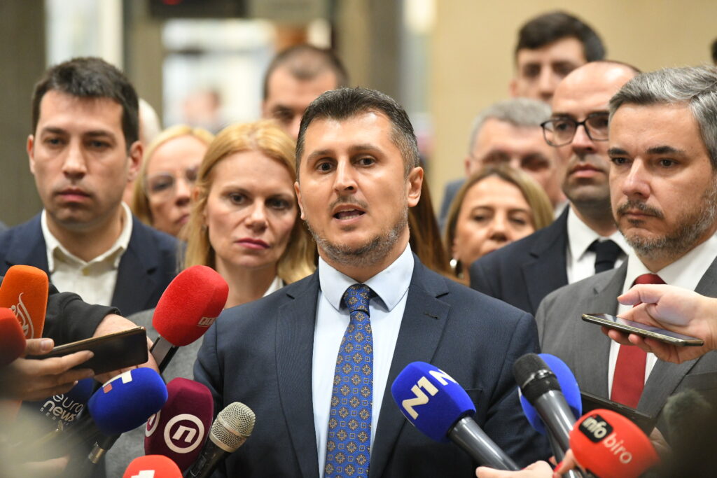 Dobrica Veselinović, Mila Popović, Miloš Pavlović i Vladimir Obradović
Beograd 03.03.2024. Sednica skupštine grada, Skupština grada, zasedanje, sednica Foto: Amir Hamzagić/Nova.rs