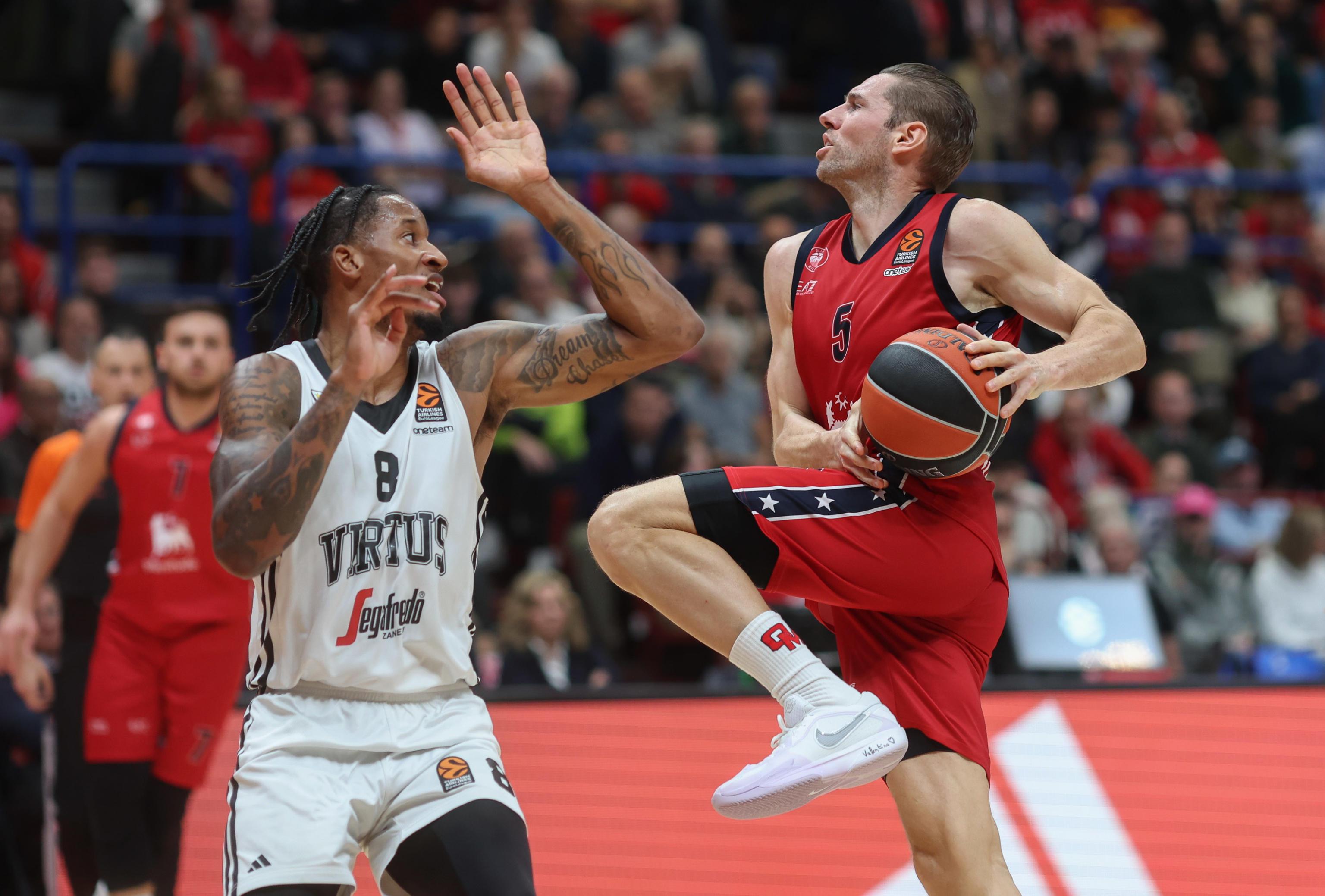 EuroLeague Basketball - EA7 Emporio Armani Milan vs Virtus Segafredo Bologna