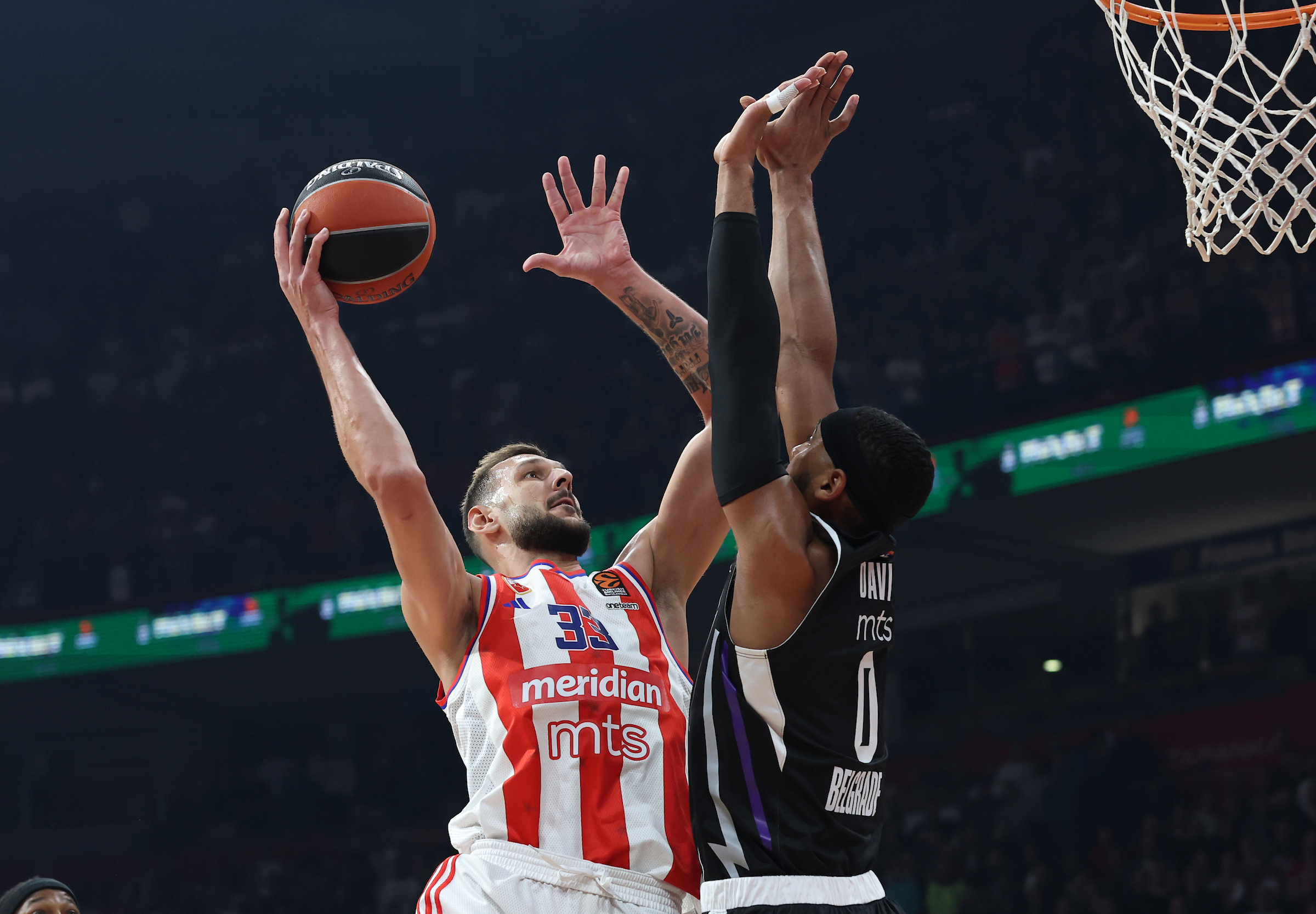 during regular season round 11 Euroleague basketball match between Crvena Zvezda (Red Star) and Partizan in Belgrade, Serbia on Nov. 21, 2024.
photo: Pedja Milosavljevic/STARSPORT